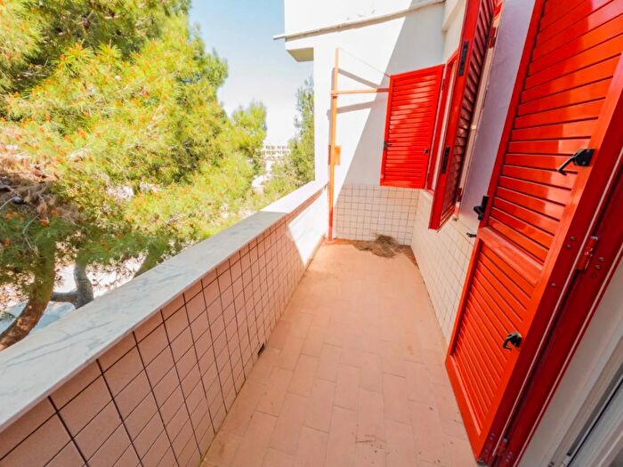 Appartamento trilocale in vendita in Viale dei Gelsomini, Manfredonia