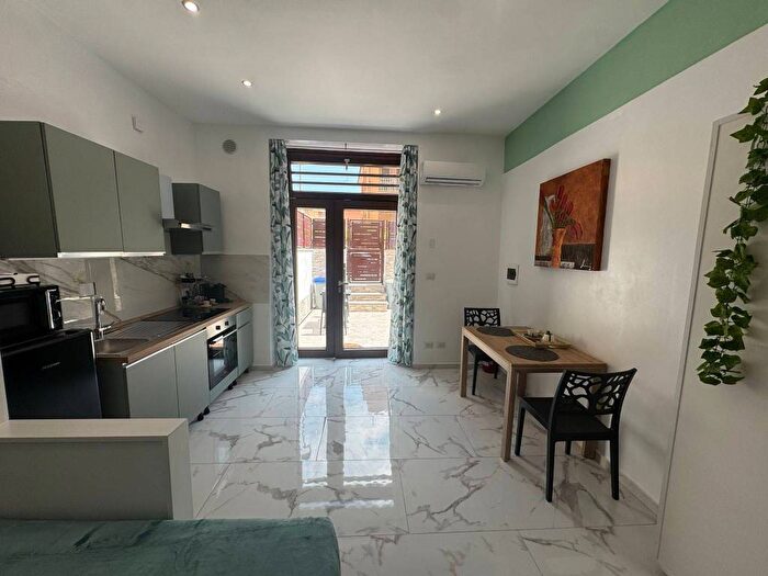 Appartamento monolocale in affitto in Via Giuseppe Macchi, Tor Vergata, Roma