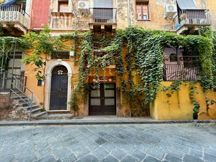 Appartamento bilocale in affitto in Via Fornai, Domenico Tempio Porto, Catania