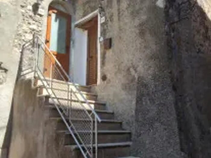 Appartamento bilocale in vendita in Via Gaeta, Civitella Paganico