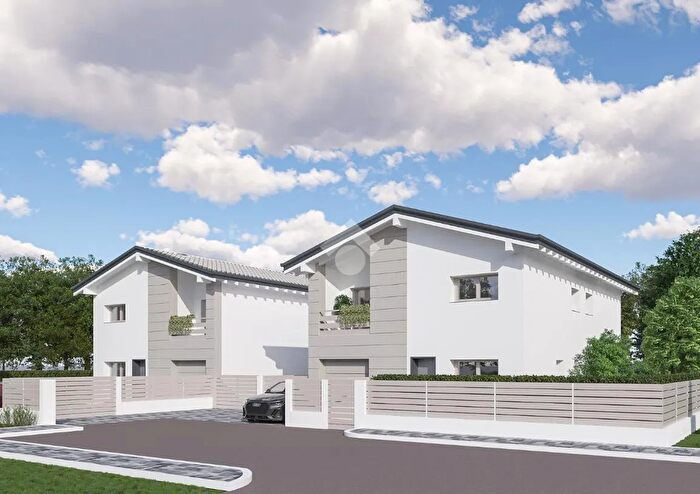 Case in Vendita e in Affitto - 3