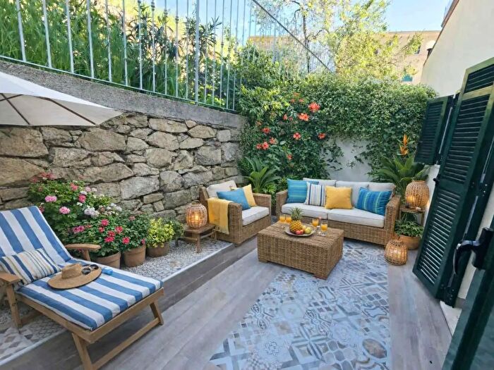 Appartamento trilocale in vendita in Sanremo