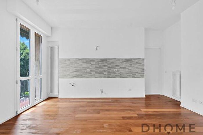 Appartamento trilocale in vendita in Via Grigna, Baranzate