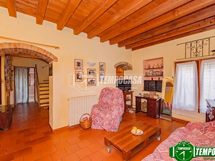 Casa con 5 locali in vendita in Via Staffarda, Pizzale