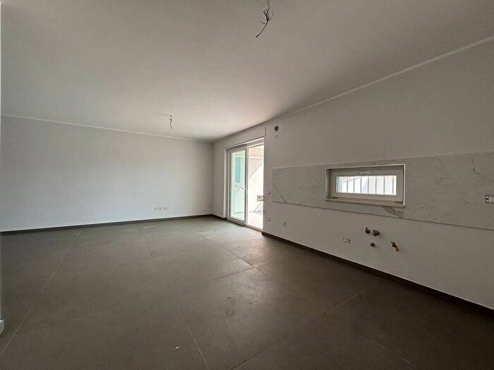 Appartamento quadrilocale in affitto in Corso Italia, San Marcellino