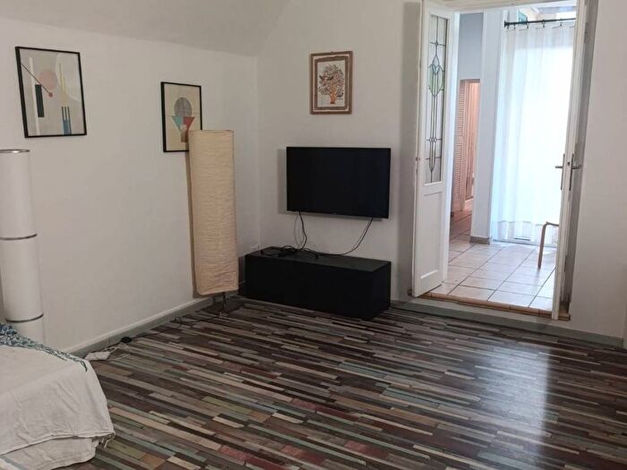 Appartamento bilocale in affitto in Via del Ponte alle Riffe, Le Cure, Firenze