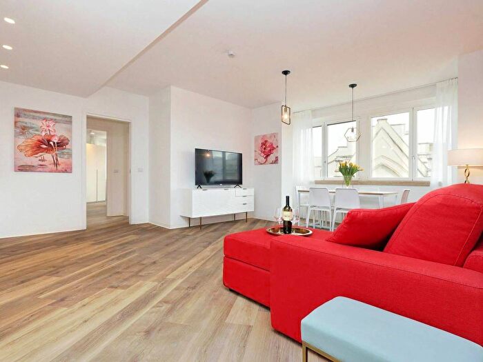 Appartamento trilocale in affitto in Via Flavia, Sallustiano, Roma