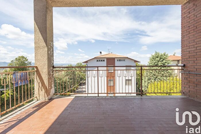 Appartamento con 6 locali in vendita in Via Grazie, Filottrano