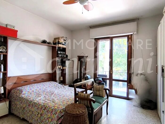 Appartamento quadrilocale in vendita in Via Pratese, Campi Bisenzio