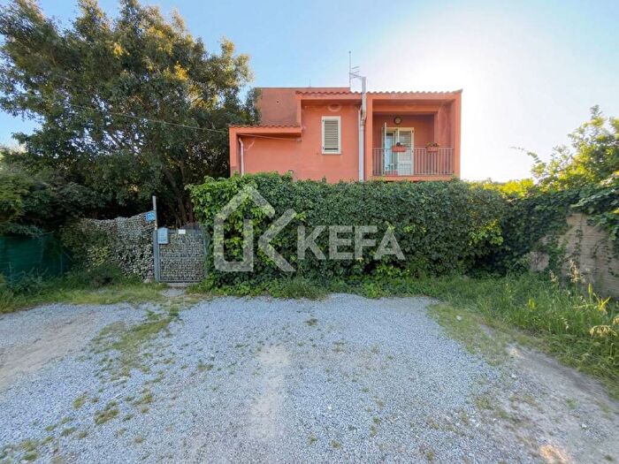 Casa con 6 locali in affitto in via Passo Mandorle, Lascari