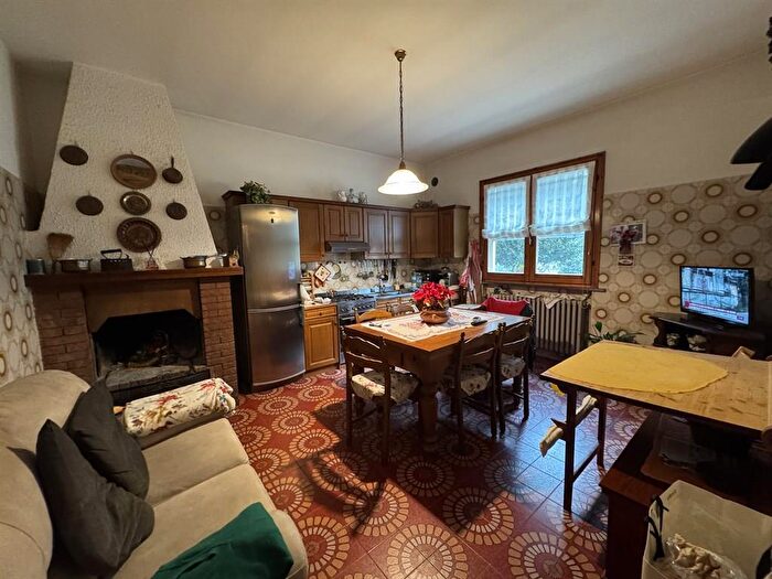 Casa con 6 locali in vendita in Cervia