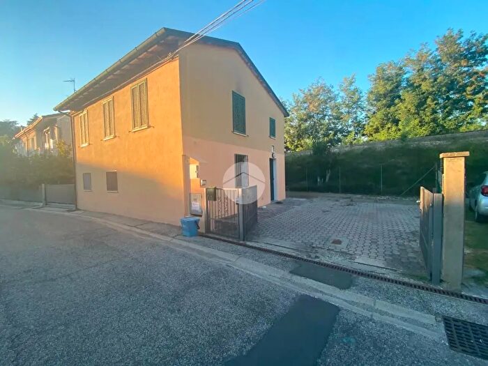 Casa quadrilocale in vendita in Lugo