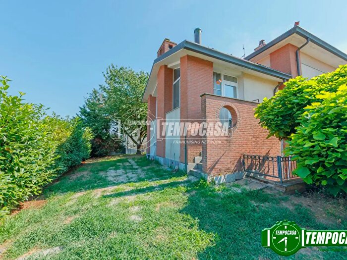 Casa quadrilocale in vendita in Via delle Querce, Trivolzio