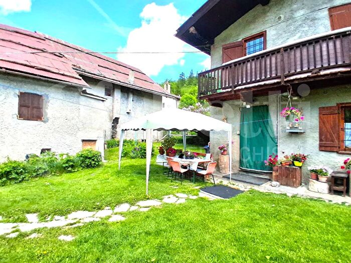 Case in Vendita e in Affitto - 3