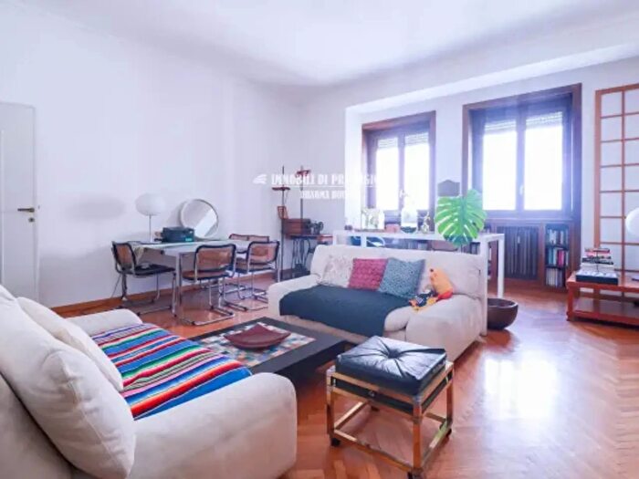 Appartamento quadrilocale in vendita in Via Fontana, Milano