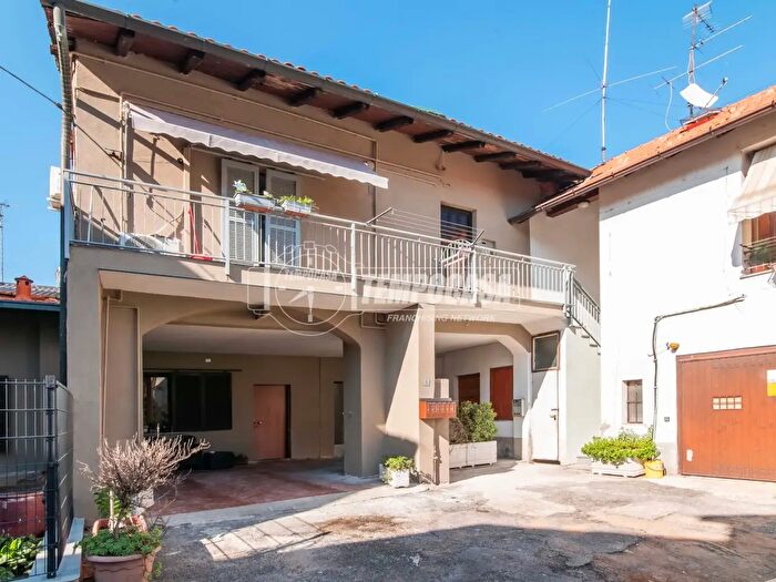 Appartamento bilocale in vendita in Via ai Prati, Uboldo