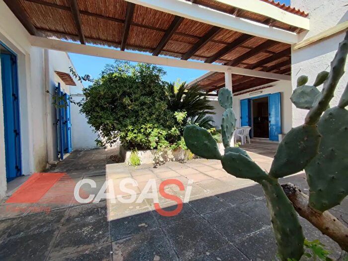 Casa con 5 locali in vendita in Via del Sole, Otranto