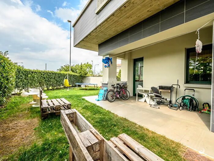 Appartamento quadrilocale in vendita in Via di Mezzo, Vignola