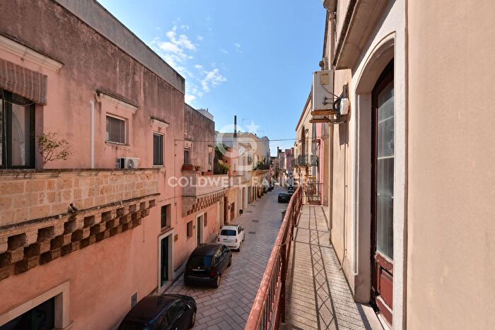 Casa con 6 locali in vendita in Via Monsignor dUrso, Ruffano