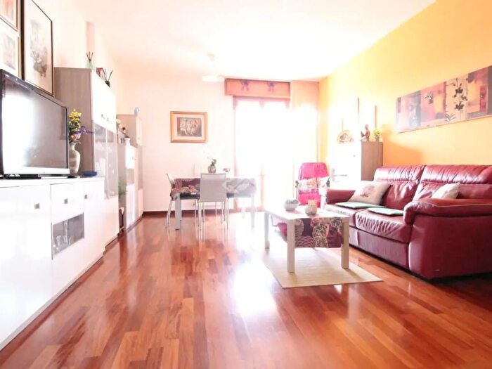 Appartamento quadrilocale in vendita in Via Giovanni da Rimini, Rimini