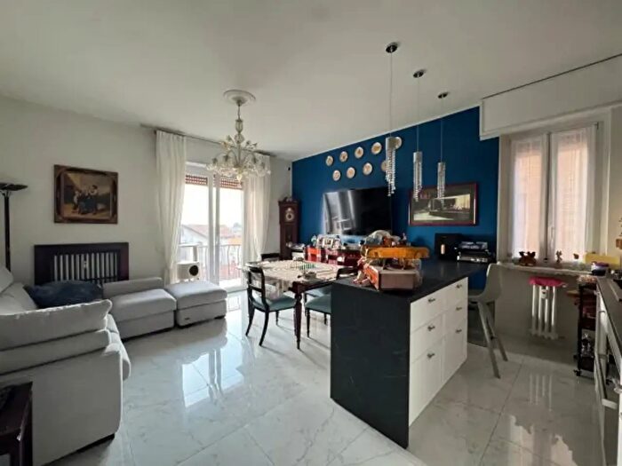 Appartamento trilocale in vendita in Via Novembre, Cornaredo