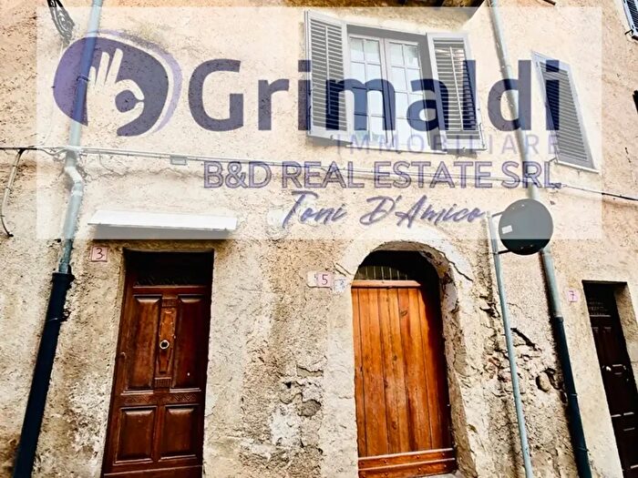 Casa trilocale in vendita in Malatacca, Polizzi Generosa