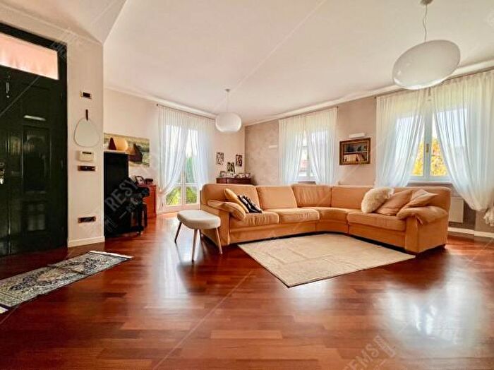 Casa con 5 locali in vendita in Via Renato Cartesio, Casalpusterlengo