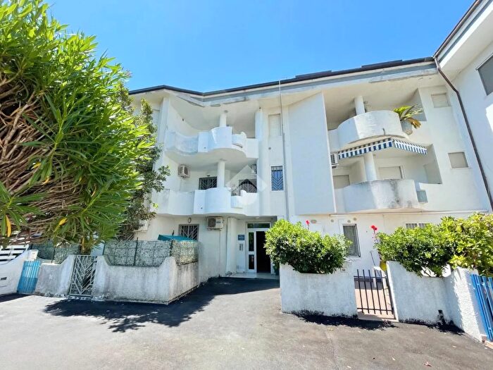 Appartamento bilocale in vendita in Via Grecale, Vasto