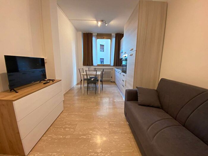 Appartamento bilocale in affitto in Via Monte Grappa, Zarini Valentini, Prato