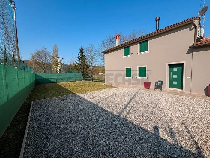 Casa quadrilocale in vendita in Vicenza