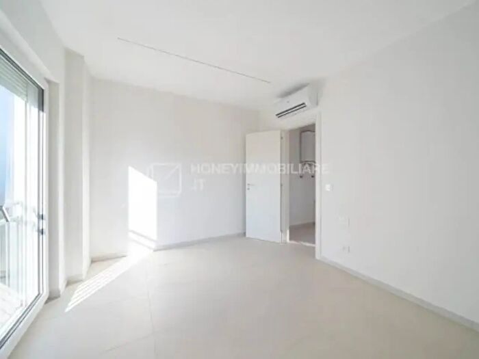 Appartamento bilocale in vendita in Via Camponesto, Sarzana