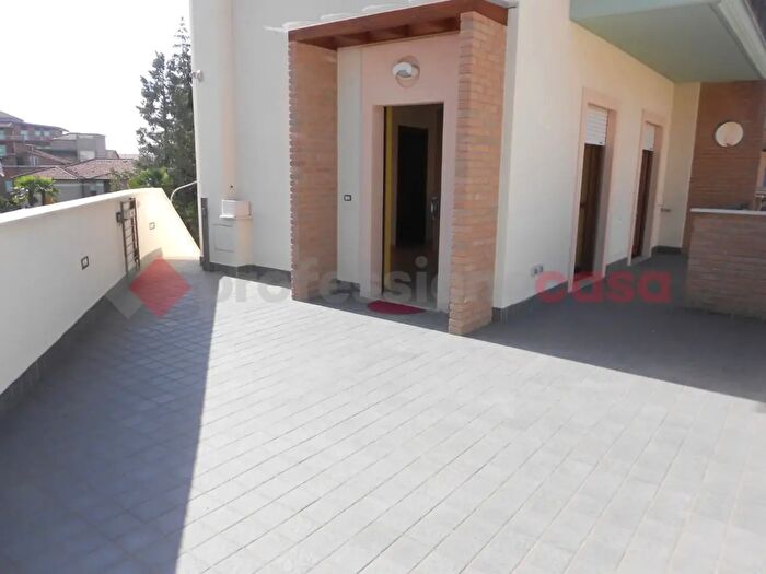 Appartamento con 5 locali in vendita in Via Vecchia Fiuggi, Fiuggi