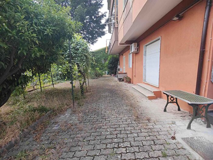 Appartamento con 5 locali in vendita in Via Aldo Moro, Castrolibero