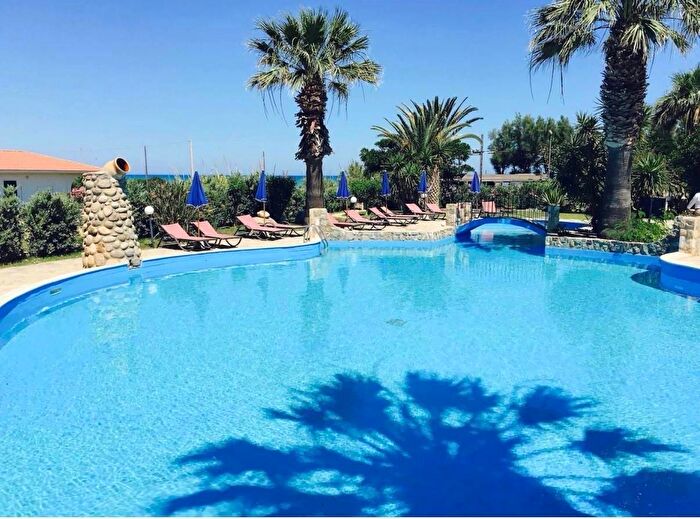 Casa trilocale in vendita in Via delle Tribune della Targa Florio, Campofelice Di Roccella