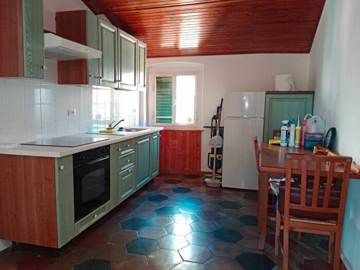 Appartamento trilocale in affitto in Via Sapello, Pra, Genova