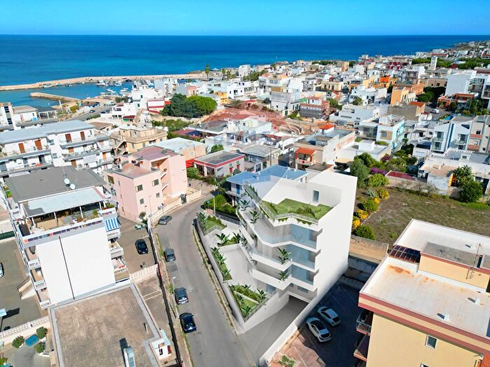 Appartamento quadrilocale in vendita in Via di Torre a Mare Mazzini Giuseppe, Bari