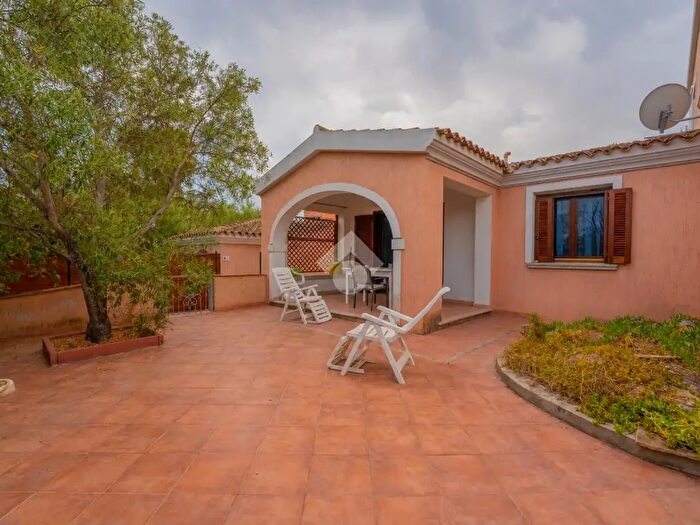 Casa trilocale in vendita in Vicolo di Suttu, San Teodoro
