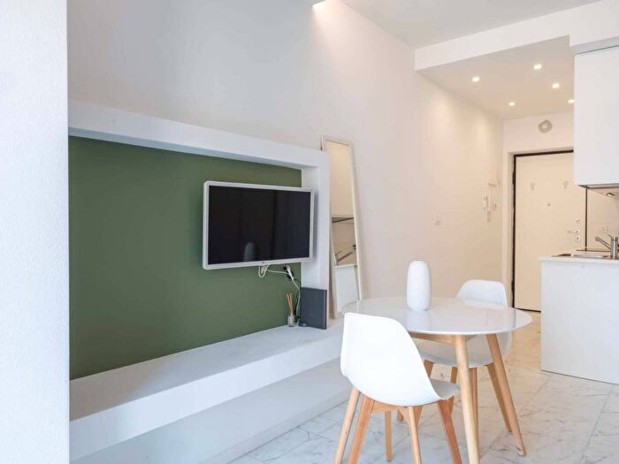 Appartamento monolocale in affitto in Via Nicola Antonio Porpora, Casoretto, Milano