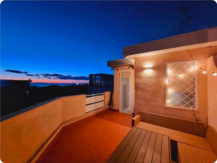 Casa quadrilocale in affitto in Via Lavinio, Zona Domitilla, Ladispoli