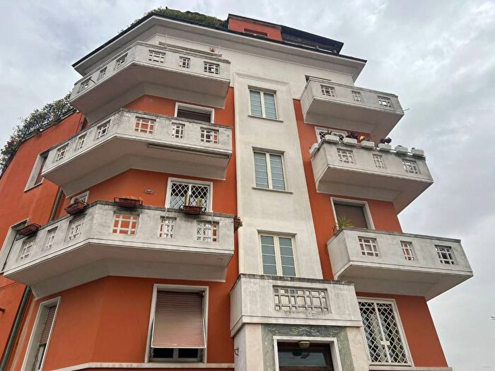 Appartamento trilocale in affitto in Via Lorenzo Valla, Monteverde Vecchio, Roma