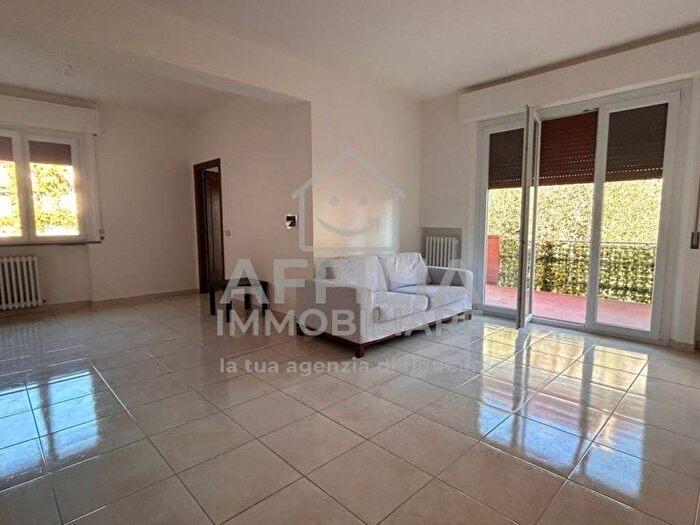 Appartamento con 5 locali in affitto in Via Gregorini, Centro, San Marcello