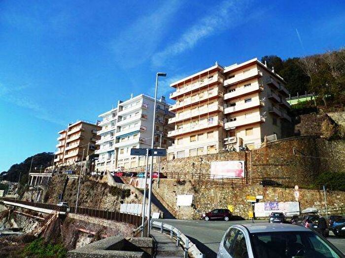 Appartamento con 5 locali in affitto in Via Nervallo, Vesima Crevari, Genova