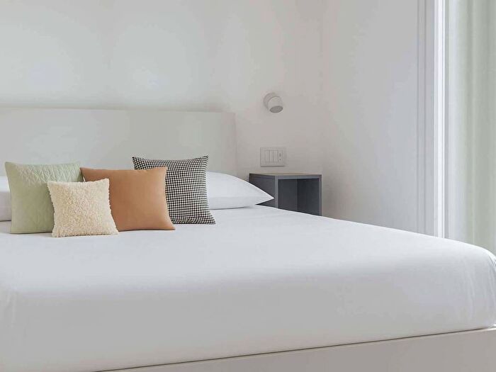 Appartamento bilocale in affitto in Via Raffaele Lambruschini, Bovisa, Milano