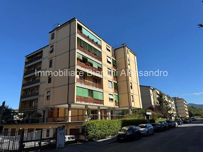 Appartamento quadrilocale in vendita in Via Antonio Ciseri, Firenze