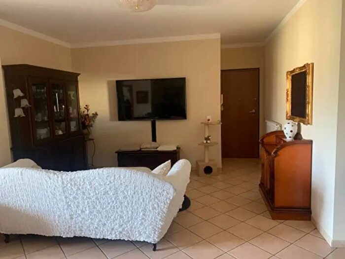 Appartamento con 5 locali in vendita in Via Giacomo Puccini, Vetralla