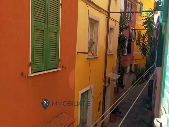 Appartamento trilocale in vendita in Via Biancamano, La Spezia