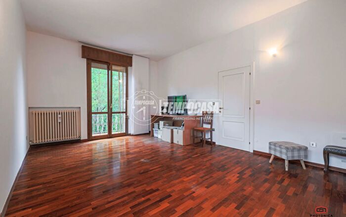 Appartamento quadrilocale in vendita in Via Piratello, Lugo