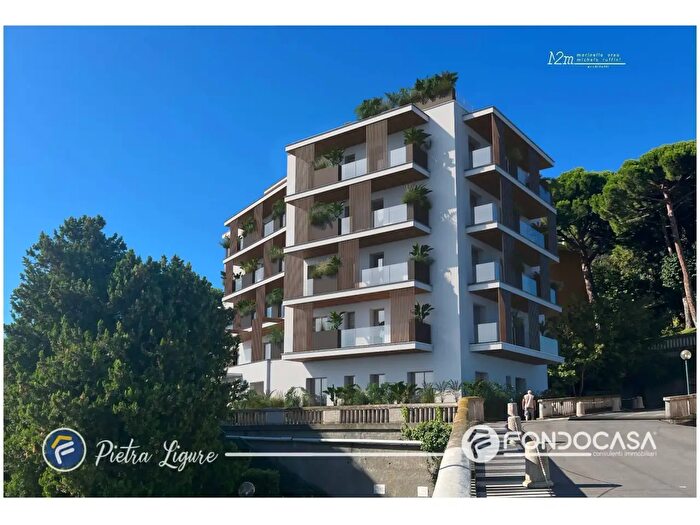 Appartamento bilocale in vendita in Via Francesco Crispi, Pietra Ligure