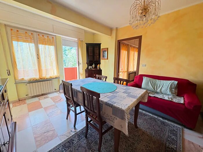 Appartamento con 5 locali in vendita in Salita Privata Coppello, Chiavari