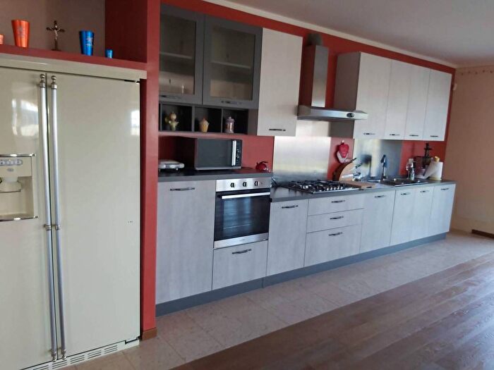 Casa con 5 locali in affitto in Villafranca di Verona